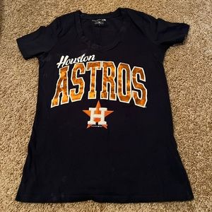 2 blouses size small